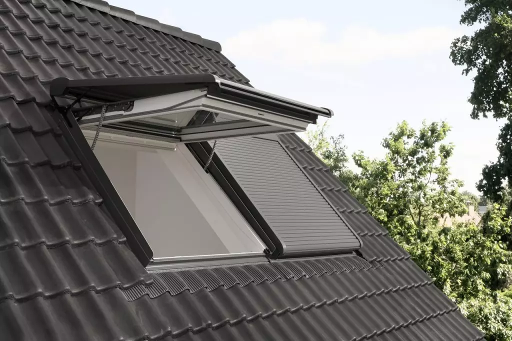 Finestra per tetti a falda GPU INTEGRA con apertura elettrica Velux - immagine 6