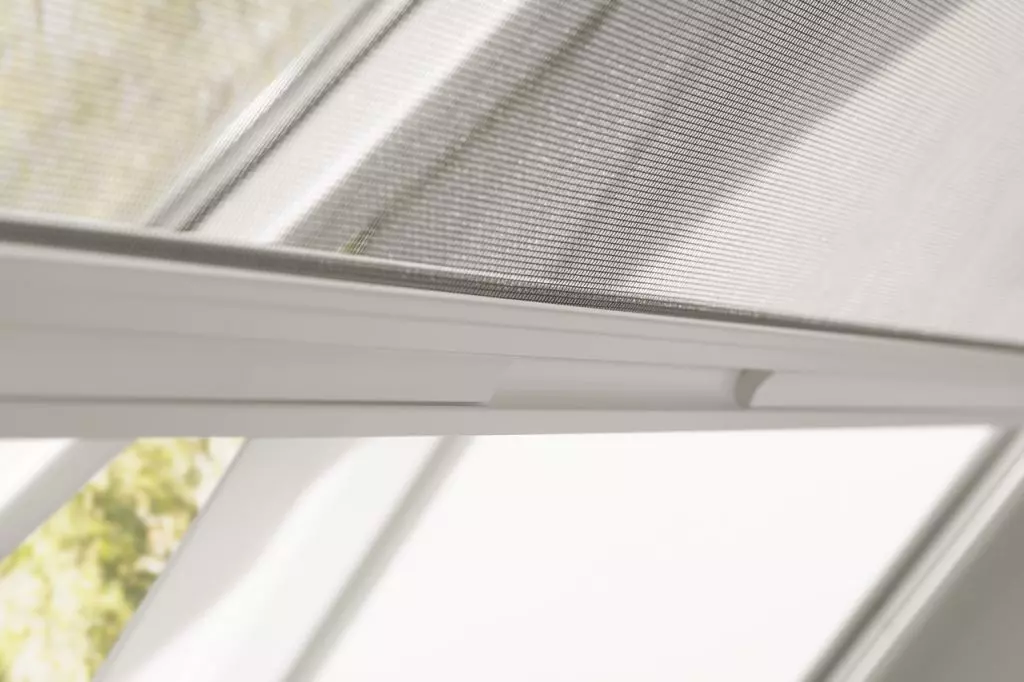 Zanzariera manuale ZIL Velux - immagine 4
